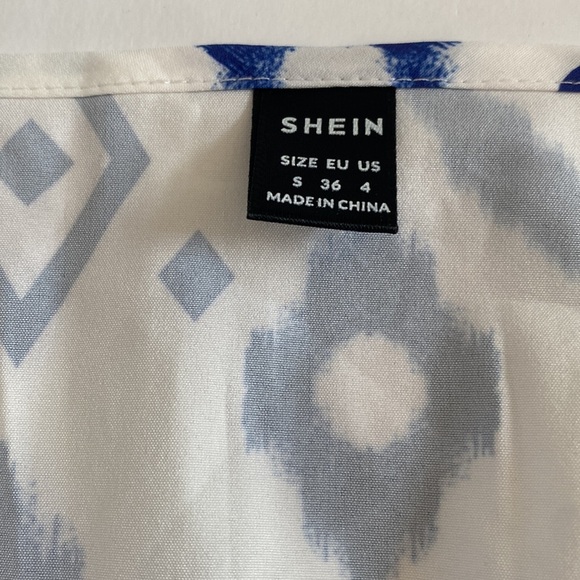 Blue white bohemian wild spirit geometric print tie waist shrug cover size small - Picture 3 of 8